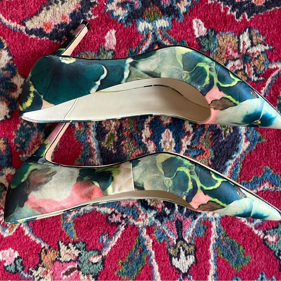 Bettye Muller floral heels 8.5 - Picture 6 of 6